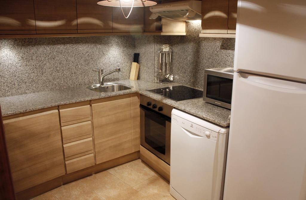 Apartamentos Valle De Aran Mont Eksteriør billede