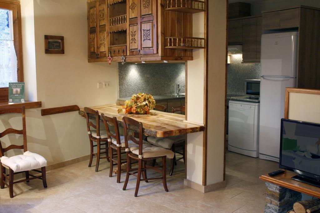 Apartamentos Valle De Aran Mont Eksteriør billede