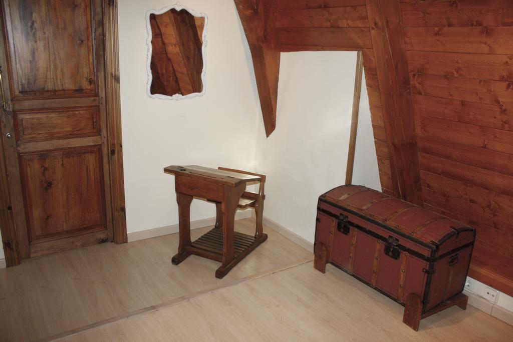 Apartamentos Valle De Aran Mont Eksteriør billede